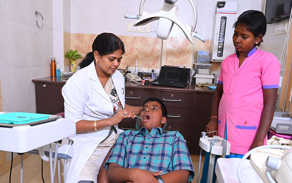 Lakshmi dental clinic tirunelveli